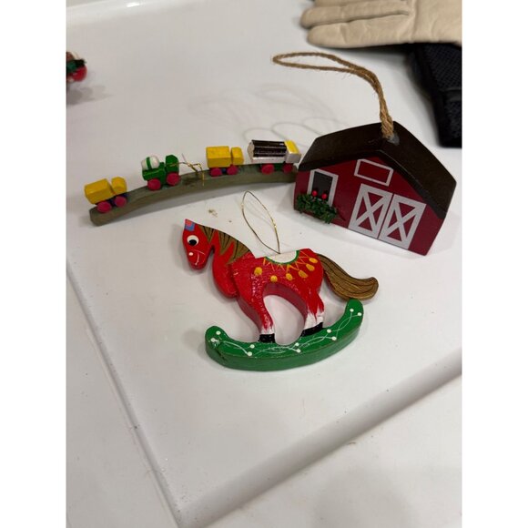 Lot Of Quirky Christmas Tree Ornaments Featuring Santa Frog Pickle & Stained Gla - Picture 14 of 16